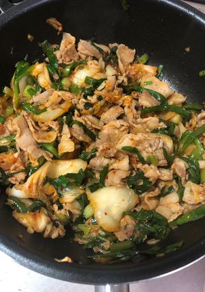 A picture of Buta Kimchi 豚肉ニラ.