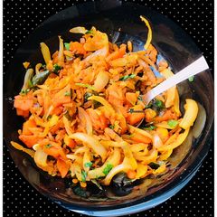 A picture of Onion poha.