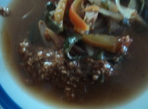 Una foto de Carne de res o bistec a la mexicana con lenteja a la criolla. Receta de Jalisco, México
