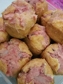 A picture of Tauhu Begedil Montel #PinkBoxCereal.