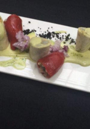 Foto principal de Pimientos de Piquillo y Fajitas rellenos de ensaladilla Batatas