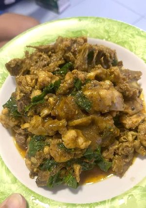 รูปของ โครงไก่คั่วพริกแกง