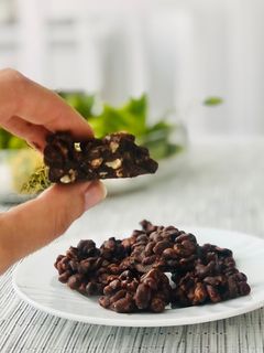 Una foto de Rocas de chocolate 🍫