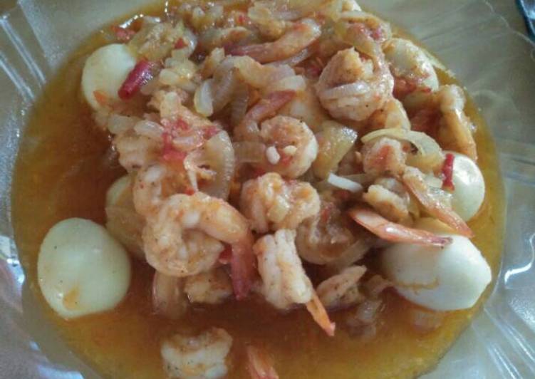 Cara Gampang Membuat Udang bumbu balado pedas yang Menggugah Selera