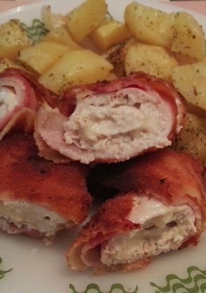 Baconbe tekert Kentucky-s rántott csirkemell szeletek recept fotója