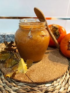 Una foto de Dulce de caqui y manzana 🍎🥄 en Mambo Cecotec