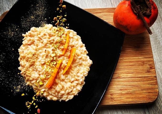Passaggi a Fai Veloce Risotto di cachi, pistacchio e zenzero