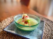 Una foto de gazpacho gourmet