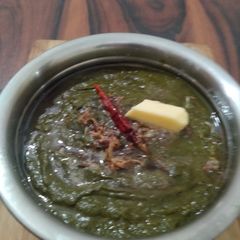 A picture of Sarso ka Saag.