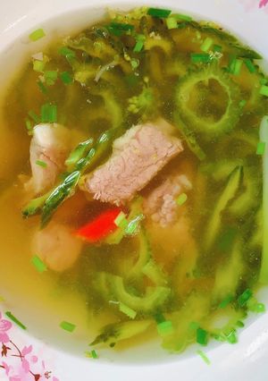 Hình của món Canh khổ qua sườn heo.