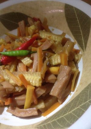 Foto resep Tumis pusotel (putren, sosis, wortel)