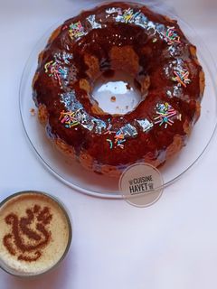 صورة لوصفة كيكة ببيضة واحدة و بصلصة المربى 😋🍩