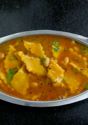 A picture of Daal Dhokli.