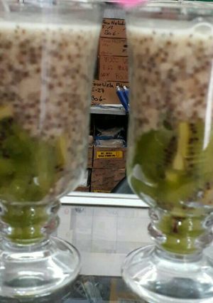 Una foto de ChiAvena con kiwi