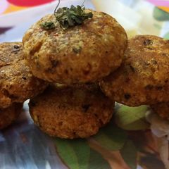 A picture of Makhana Aloo crispy Tikki.