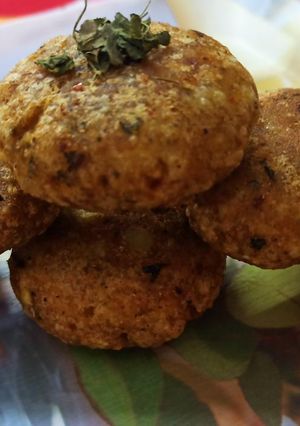A picture of Makhana Aloo crispy Tikki.
