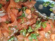 Una foto de aceite de chiles