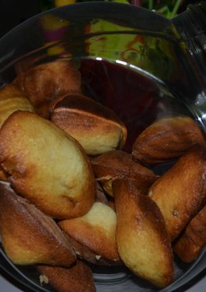Une photo de Madeleines au citron confit