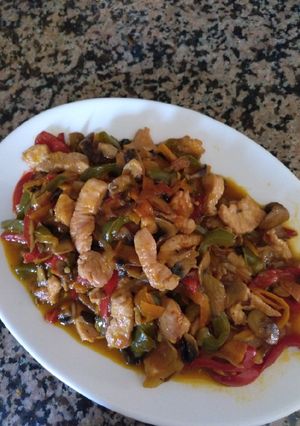 Foto principal de Pollo con verduras con salsa de soja