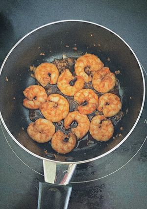 Hình của món Tôm rim mật ong.