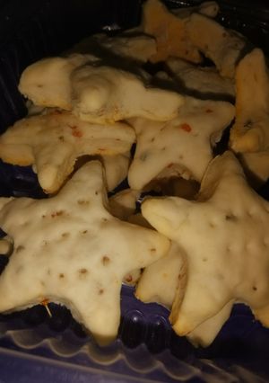 Una foto de Bizcochitos fáciles sabor pizza🍕