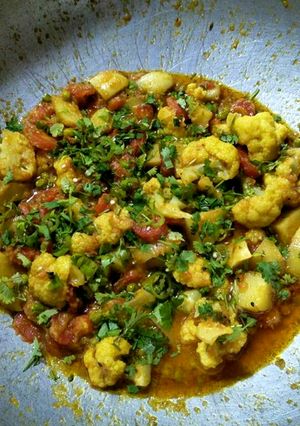 A picture of Phool gobhi Gajar matar Alu ki tarkari.