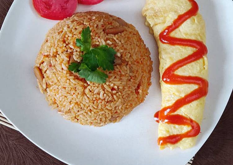 Cara Gampang Membuat Nasi Goreng Barbeque with cheesy omelette Anti Gagal