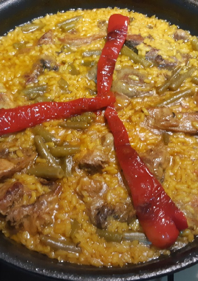 Una foto de Arroz y conejo