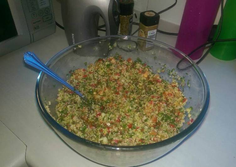 Steps to Make Favorite Quinoa Salad