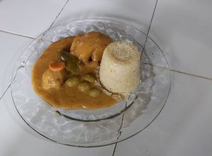 Una foto de Estofado de pollo con pizca Contreras