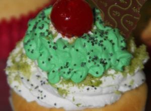 Una foto de Panquecitos de naranja y frosting de limón