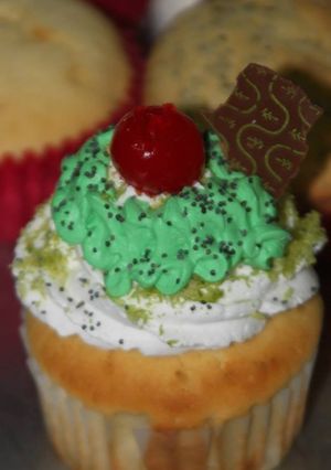 Una foto de Panquecitos de naranja y frosting de limón