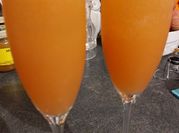 Une photo de cocktail avec alcool