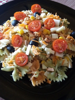 Una foto de Ensalada de pasta con atún en 15 minutos