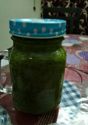चटपटी हरी चटनी (Chatpati green Chutney recipe in hindi) रेसिपी मुख्य फोटो