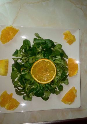 Foto principal de Ensalada de canónigos y cítricos 