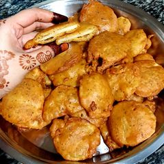 A picture of Potato bhajiya😋.