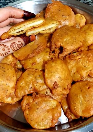 A picture of Potato bhajiya😋.