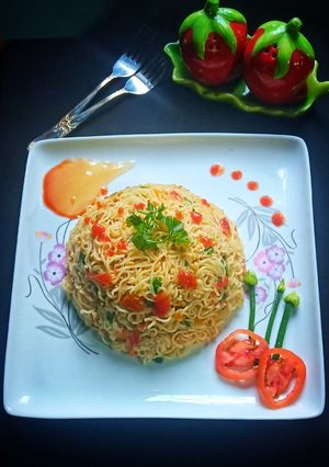 রেসিপি নাম: নুডুলস কেক রেসিপির প্রধান ছবি