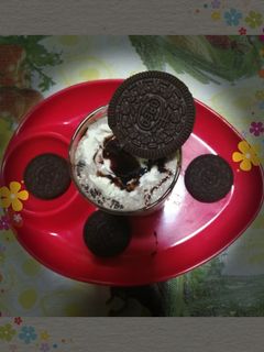 ஓரியா, oreo milk shake, மில்க் ஷேக் (Oreo milkshake recipe in tamil) செய்முறை முக்கிய புகைப்படம்