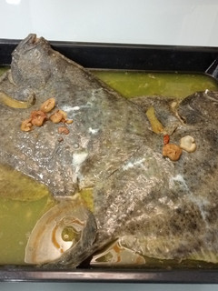 Una foto de Rodaballo al horno