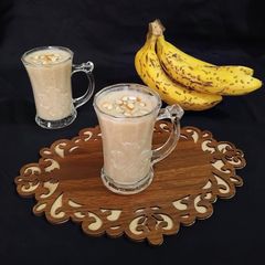 A picture of Banana Dates Shake.