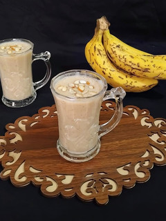 A picture of Banana Dates Shake.