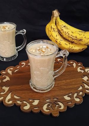 A picture of Banana Dates Shake.