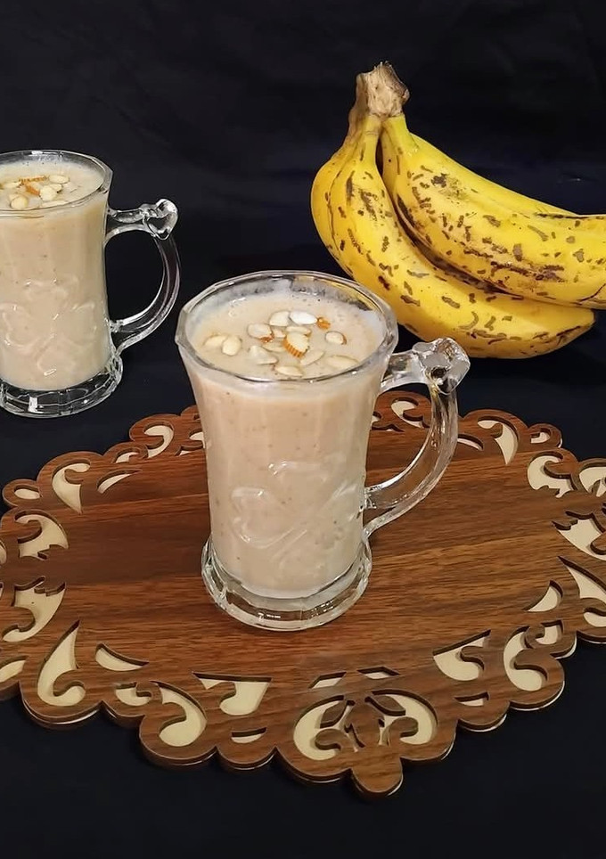 A picture of Banana Dates Shake.