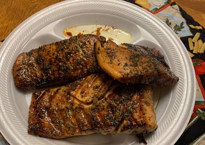 Simple Way to Make Homemade Easy grilled salmon