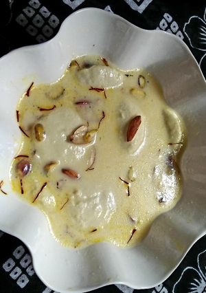 A picture of Rasmalai.