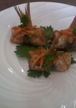 Una foto de Sardinas o Boquerones rebozados con almendras
