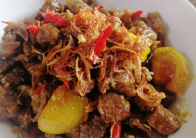 Langkah Mudah untuk Menyiapkan Sate Goreng Daging Sapi, Lezat