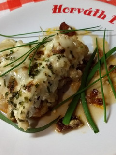 Sonkás-kolbászos karfiol recept fotója